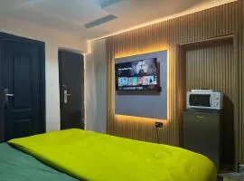 Camp David Cozy Studio Wuse 1 with 24hrs Power
