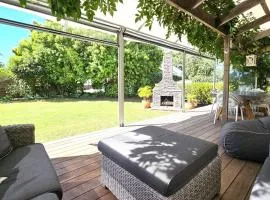 Paradise on Pacific Parade - Matarangi Retreat