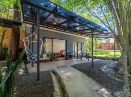 Bromelia Studio