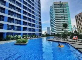 Air Residence-Sunset & city Views Await