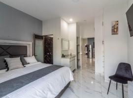 Suite Balcón Refugio Moderno en Zapotlanejo 201, hotel en Zapotlanejo