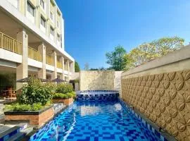 Vrata Hotel Yogyakarta