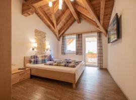 Ferienlodge Alpenkönigin - Apartments Stubaital, σαλέ σε Neustift im Stubaital