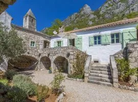 Einzigartiges mediterranes Steinhaus mit Meerblick, Chillout-Bereich, Bike, BBQ, WiFi