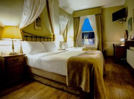 The Old Bank Bruff Family Town House, hotel v destinaci Bruff