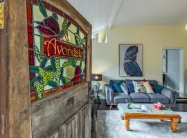 Avondale Mountain Cottage