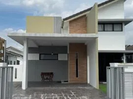 De'Laman Homestay beranang