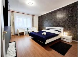 Moonlight Prémium Apartmanház, hotel i Sárospatak