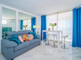 Colourful Bright Centred Aparment with Ocean View 911, Ponderosa，位于法纳贝海滩的酒店