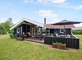 Family Summer House In Quiet Area