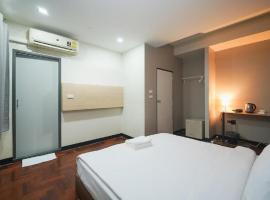GO INN Silom - BTS Saint Louis โกอินน์ สีลม - สถานีรถไฟฟ้าเซนต์หลุยส์, hotel v destinaci Yan Nawa