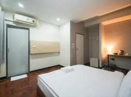 GO INN Silom - BTS Saint Louis โกอินน์ สีลม - สถานีรถไฟฟ้าเซนต์หลุยส์