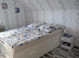 Gemütliches Gästezimmer an der Nordsee, Hotel in Krummhörn