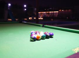 Farm Football court, Jacuzzi, BBQ Sharjah book and make the first impression, ξενοδοχείο σε á¸¨aÅŸat al BidÄ«yah