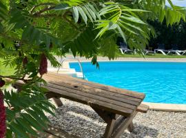 Gite du Facteur, hotel a Lens-Lestang