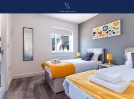 Spacious 3 bed, 3bath - Perfect for contractors - Private Parking -Sleeps 6
