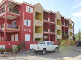 Joli et fonctionnel proche centre et plage, appartement à Vila do Maio