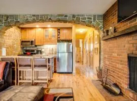 Pool and 3 Hot Tubs Winter Park Condo on Bus Line