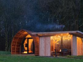 Glencartholm Farm by Wigwam Holidays, βίλα σε Canonbie