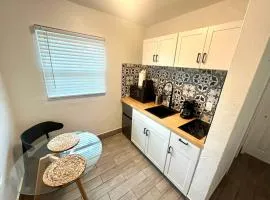 Beautiful Studio 1q Bed #j08