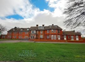 Trivelles Gatwick Hotel & airport Parking, hotel v destinaci Crawley