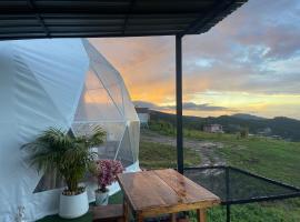 Tubburk glamping VIP, luxusní stan v destinaci Ban Maeo Thap Boek
