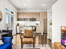 Luxurious New Unit 1Bd1Ba Pool Golf Sim