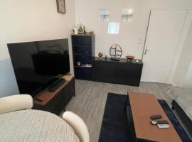 Appartement situé à Villejuif à 5 minutes du métro ligne 14, hotel v destinaci Villejuif