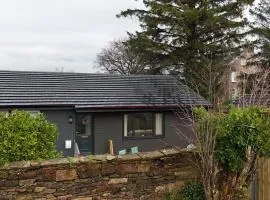 175 On Clyde - Spacious & Cosy Cedar Wood Bungalow