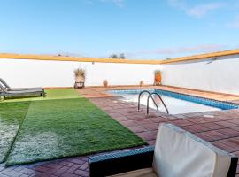 Casa rural con piscina, barbacoa, aire acondicionado, WiFi de alta velocidad, cocina exterior y Parking, hotel a Cordoba