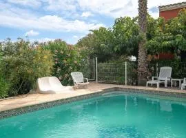 Villa Avec Piscine partagée