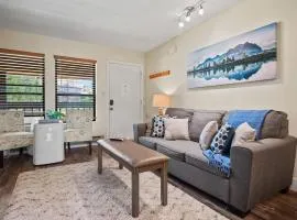 Black Diamond Lodge with Resort Amenities
