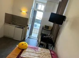 Petit Studio Gare SNCF