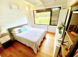 Habitación doble con cama matrimonial en Santa Monica a metros de la playa