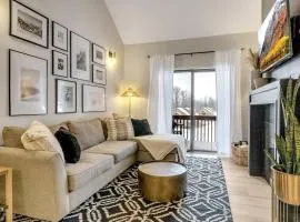 Ski In Ski Out 3-bed 2-bath Condo King Bed