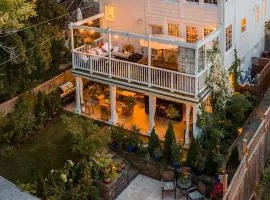 Palazzo Hudson - Luxury Pool, Hot Tub, and Sauna