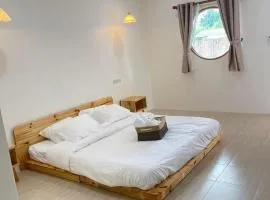 ร เรือ รีสอร์ท