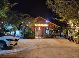 Tùng Thư Garden
