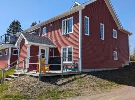 Springhouse Seaside Retreat 2-Bedroom on the Bay