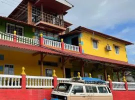 Habitación full equipada a solo 10 minutos del aropuerto Panamá pasifico a 5 minutos de playa 20 minutos de la ciudad y centros comerciales y turísticos ofrecemos transporte