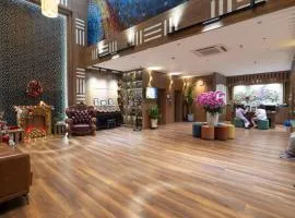 Viet Lotus Saigon Hotel