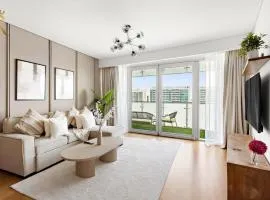Oasis Stylish 2BR in Al Rahba - Modern Stay Near Al Raha Beach & Yas Island