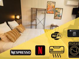 Studio Preto - Confort moderne - Terrasse - Parking gratuit - Non fumeur, Hotel in Fumel