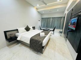 Hotel Diamond Executive, hotel v destinaci Solapur