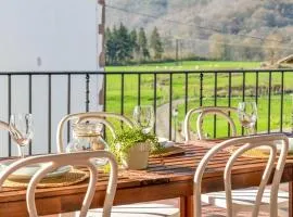 Casa Larrañea, Espaciosa casa rural en el corazón del Baztán