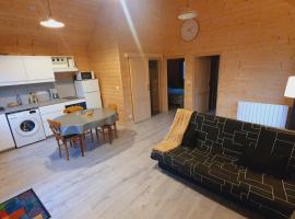 Le Chalet du Grand Megnaud, hotel v destinaci La Tour-dʼAuvergne