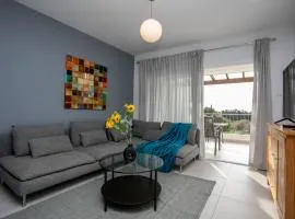 Lovely & Stylish! 3BR Specious Penthouse-Serenity Skyview