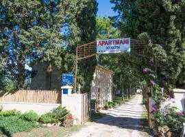 Vrana Lake Houses Kukin