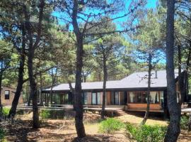 Pinot Noir, Hotel in Pinamar