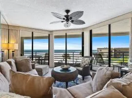 Luxury Oceanfront Condo - Stunning Views & Private Balcony - Ebb Tide 305